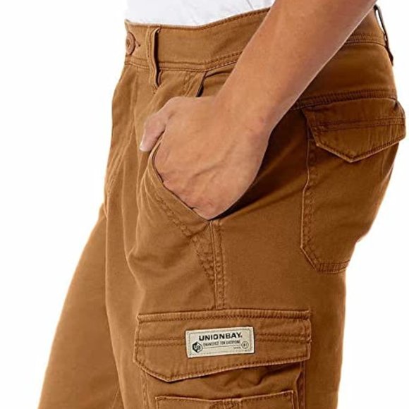Unionbay Men's Flex Waist Stretch Cargo Shorts Chestnut, Size 42 (New) - Picture 13 of 14